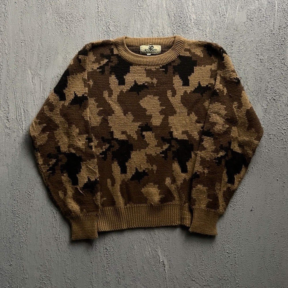 Vintage Black Sheep Camoflauge Sweater Medium Brown 1990s Hunting Knit Pullover